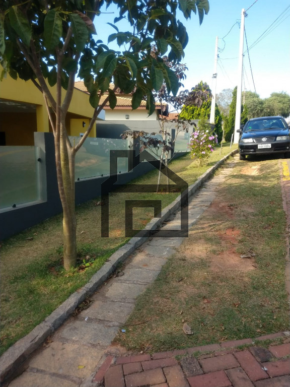 Viva o Sonho da Vida no Clube de Campo! - Capello Imóveis